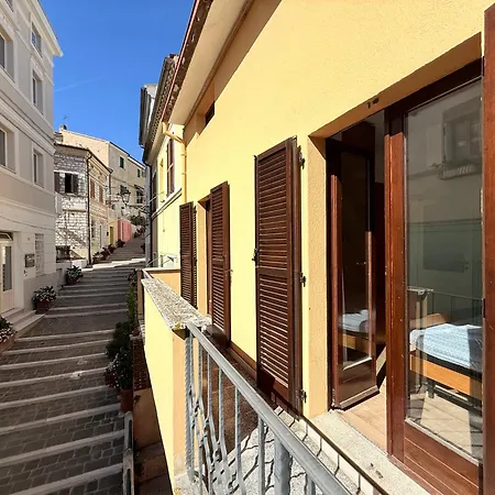 Apartman N320 - Numana, Deliziosa Cielo-terra In Centro Storico Numana